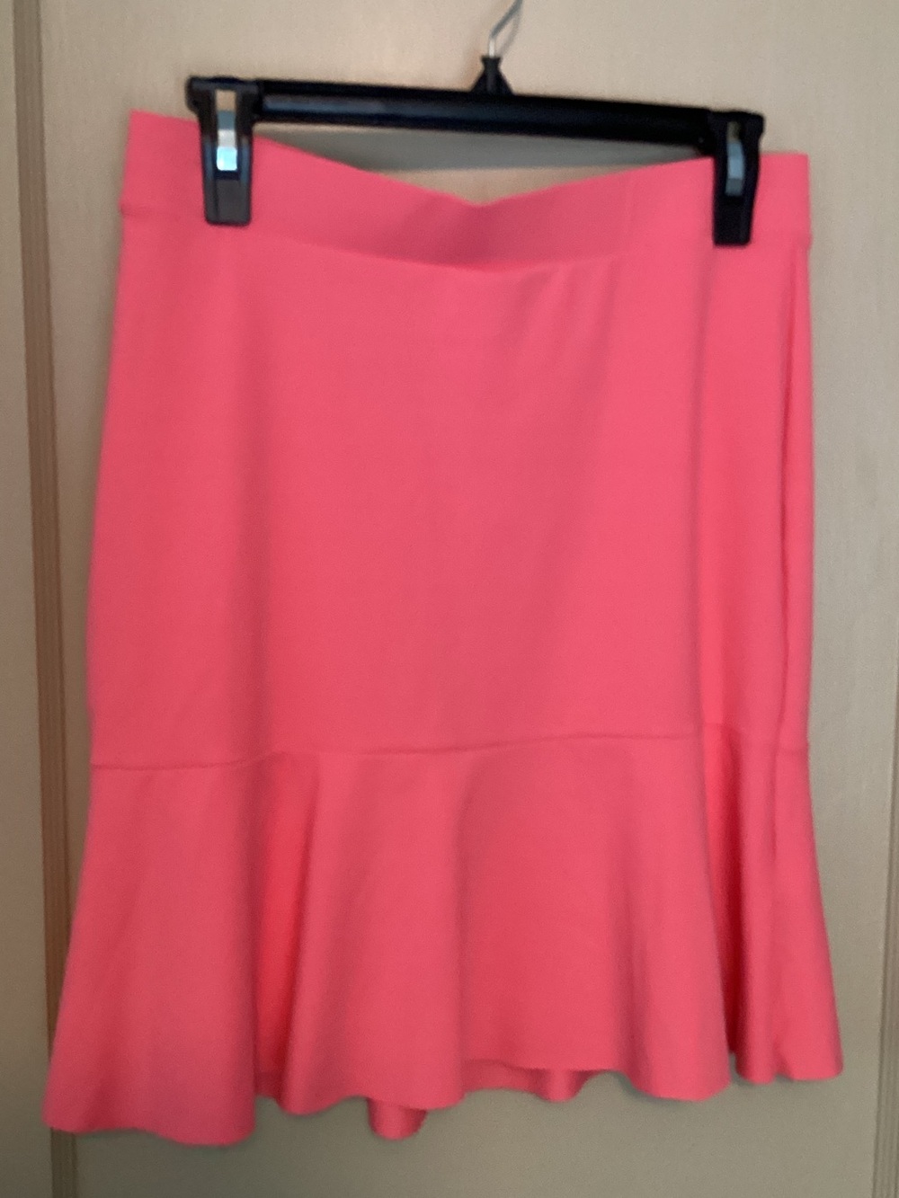 Bebe Women's Coral Pink Flounce Skirt